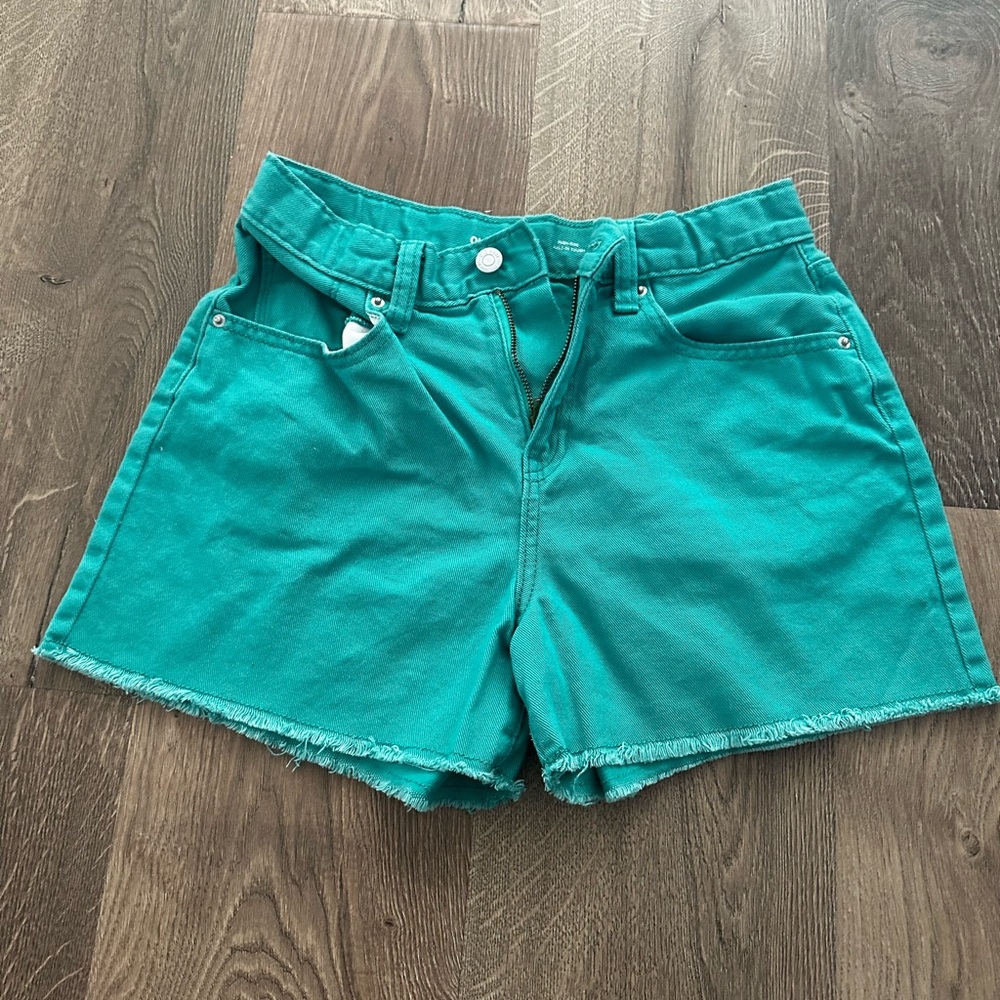 Old navy shorts size 16 girls